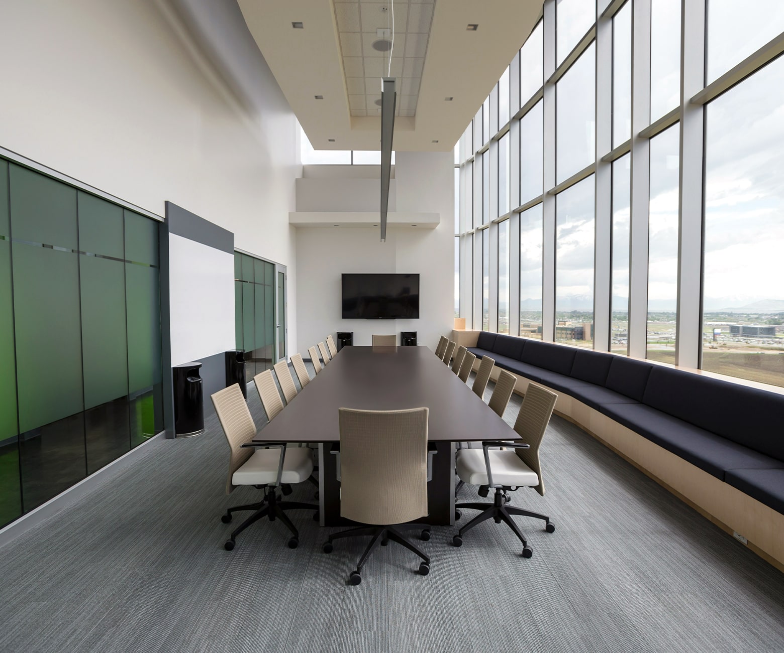 Audio-Visuals-innerpages-Prakamya-Solutions-01